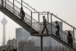 
افزایش آلودگی هوای تهران در پی بازگشایی مراکز آموزشی
