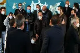 خودشان جشنواره گرفته‌اند و می‌گویند عروسی ما عامل انتقال کروناست!