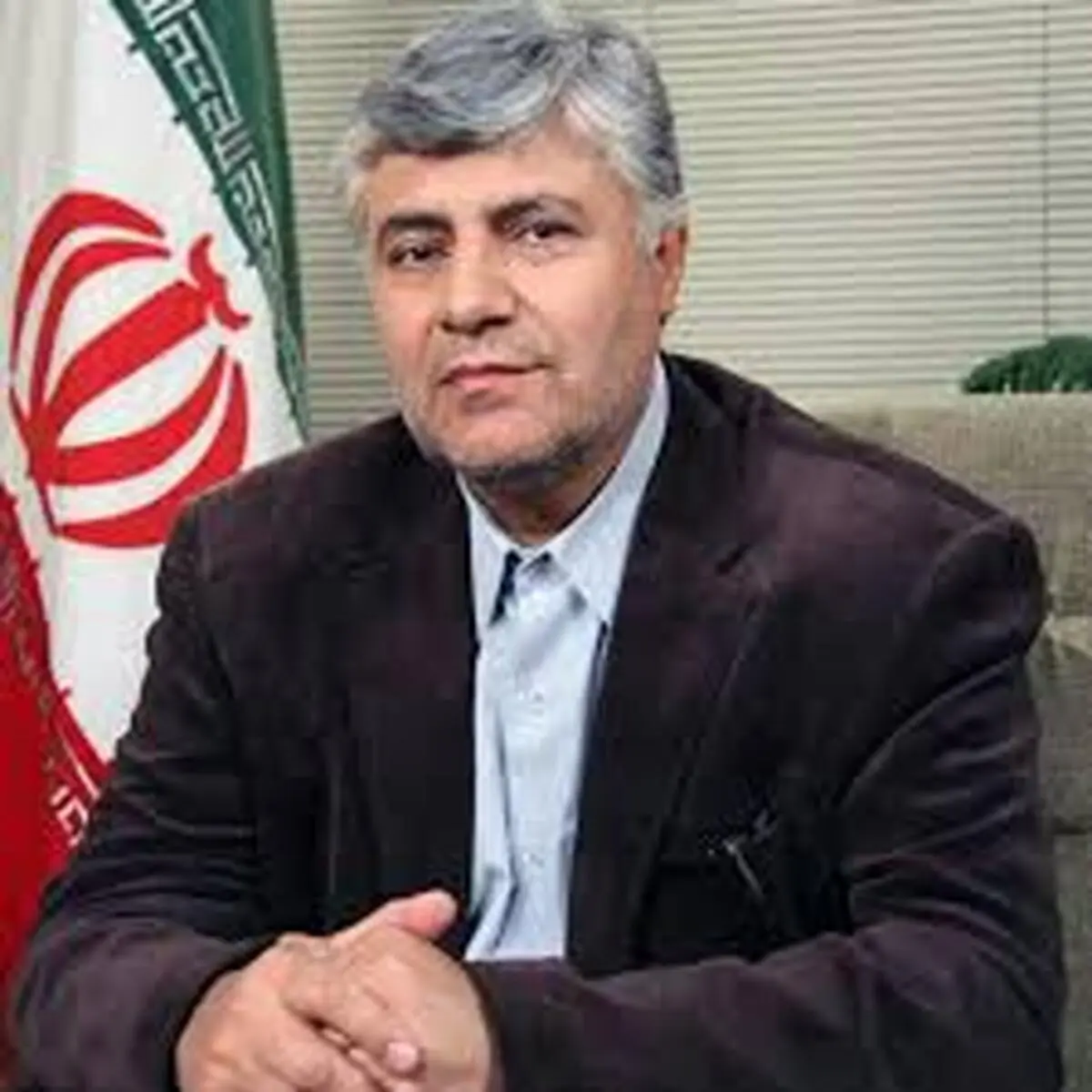  نماینده شیراز با واردات واکسن کروناموافق نیست