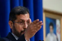 ۲۹ پناهجوی ایرانی در مسیر بازگردانده شدن به ایران 