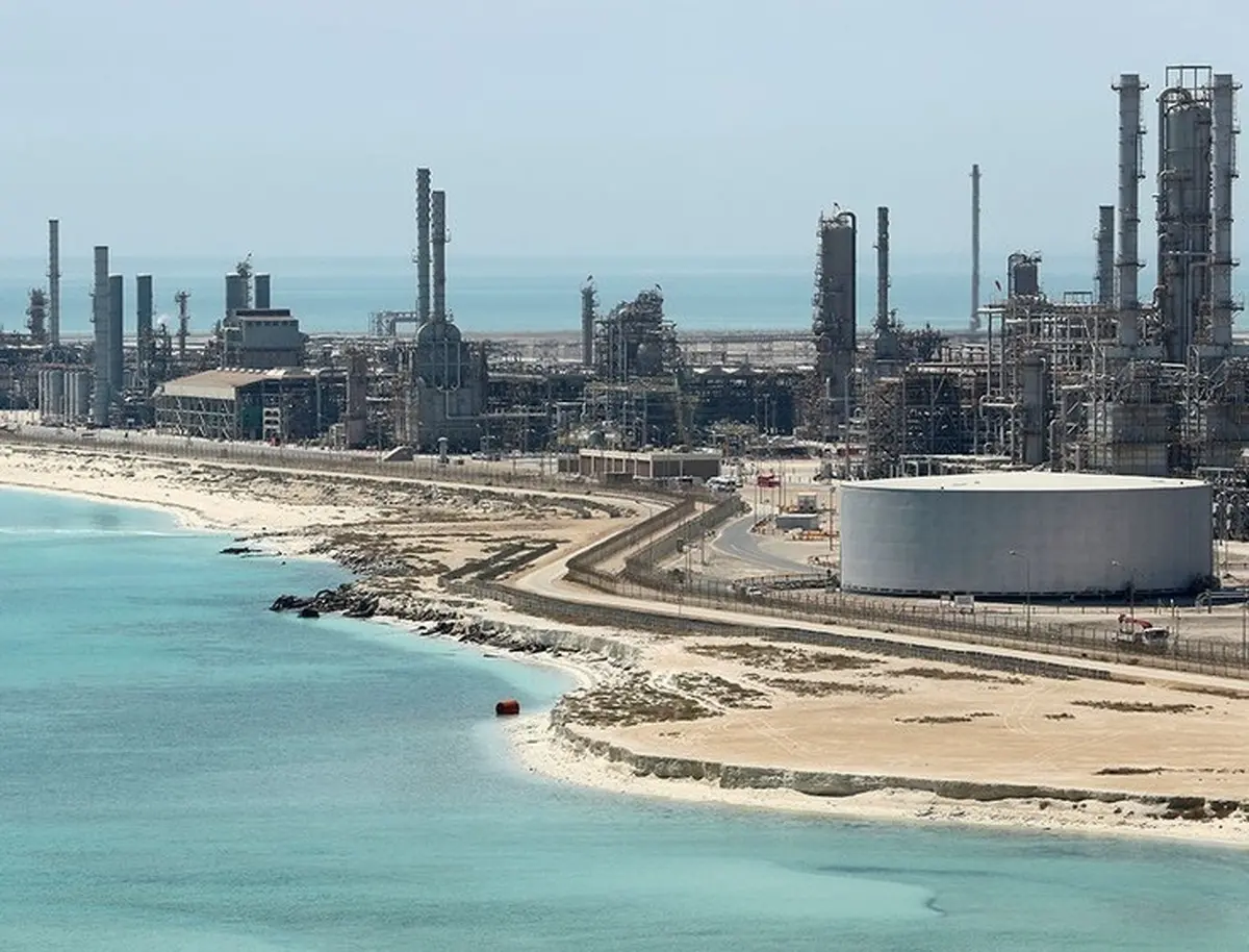 پایان عصر طلایی تولید کنندگان نفت | روزهای خوش دولت های عرب خلیج فارس رو به پایان است؟