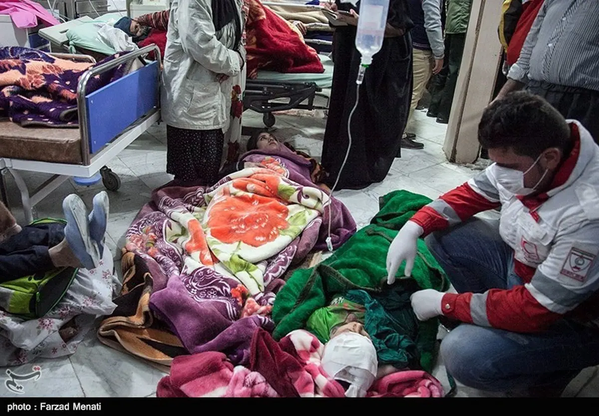 کشته‌های زلزله کرمانشاه به ۳۲۸ نفر رسید