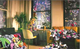 بنگاه‌ها چگونه ما را به مصرف بیشتر ترغیب می‌کنند؟ | توطئه خرید