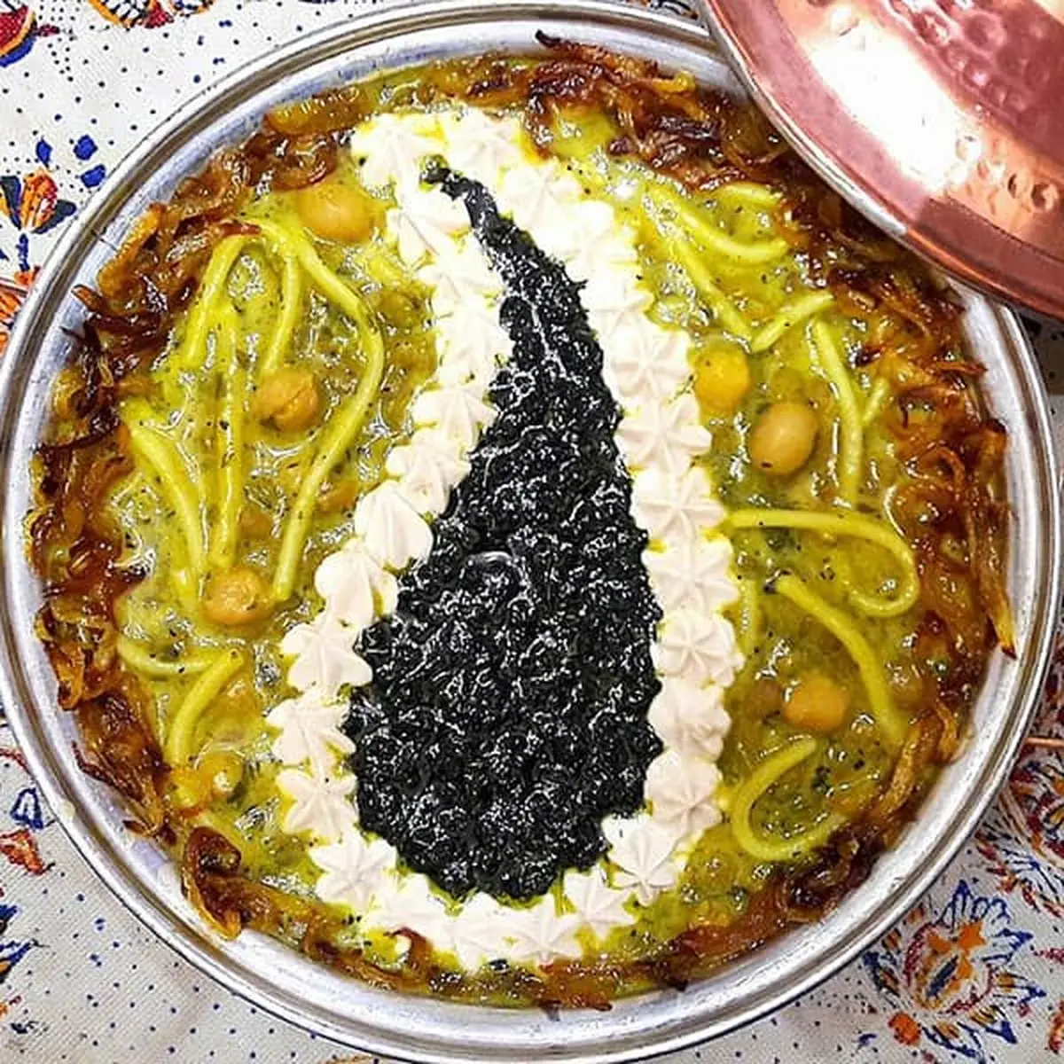 آش رشته اصیل ایرانی رو اینجوری که من میگم درست کن همه ازت دستورشو بپرسن | طرز تهیه آش رشته خوشمزه ایرانی+ ویدئو