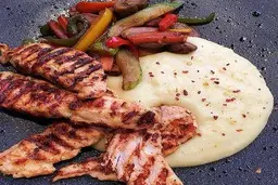 فیله مرغ و سبزیجات یه شام مقوی و رژیمی و خوشمزه است | طرز تهیه فیله مرغ و سبزیجات