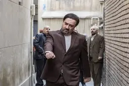 پول بیت‌المال، علف خرس نیست
