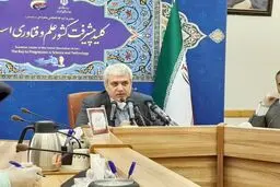 ستاری: ایران از واردات تجهیزات برای مقابله با کرونا بی‌نیاز است