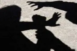  اقدام غیراخلاقی ضرب و شتم یک معلول ذهنی در خراسان رضوی | آیا مجرمان دستگیر شده‌اند؟