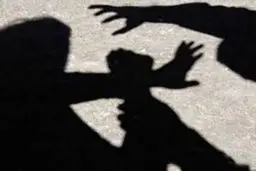  اقدام غیراخلاقی ضرب و شتم یک معلول ذهنی در خراسان رضوی | آیا مجرمان دستگیر شده‌اند؟