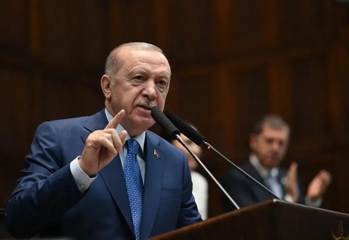 مشاور ارشد اردوغان برکنار شد | هزینه انتقاد از ممنوعیت حجاب در مدارس جمهوری آذربایجان