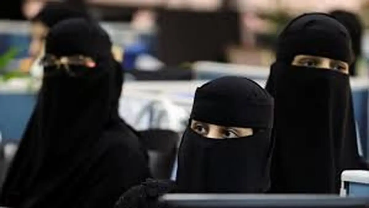 ممنوعیت استفاده از برقع برای زنان عربستانی در جشنواره گردشگری