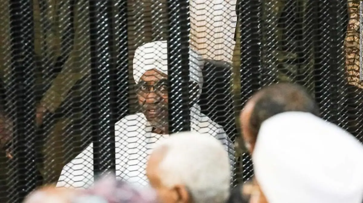 سودان دیکتاتور سابق کشور را به دیوان کیفری بین‌المللی تحویل می‌دهد
