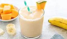 طالبی و موز، بهترین ترکیب تابستانی | یک شیک خنک و ساده برای روزهای گرم
+ ویدیو 