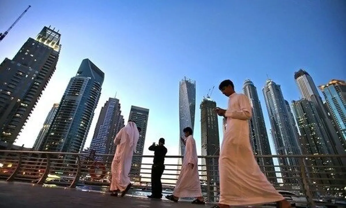 
امارات  |   دانشجویان خارجی در صورت داشتن توان مالی، می توانند خانواده‌های خود را هم به امارات بیاورند
