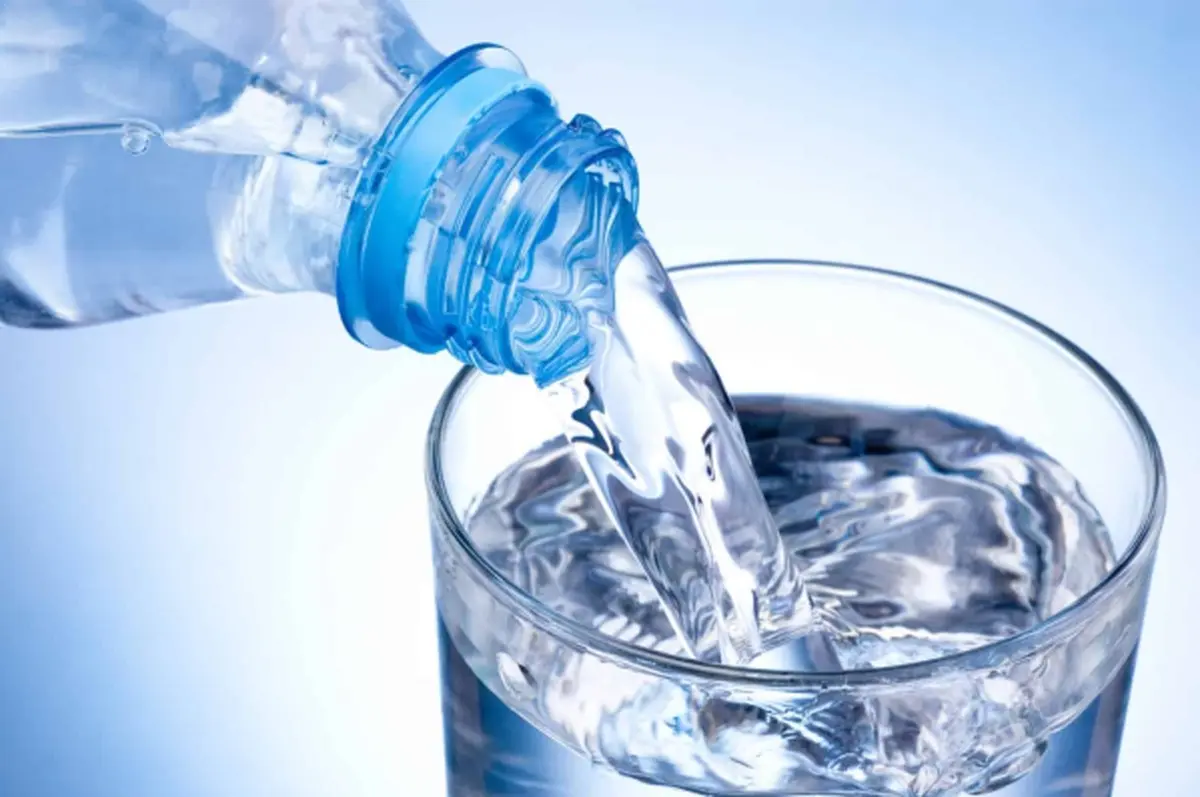 فواید استفاده از آب معدنی چیست؟ | روش تهیه آب معدنی در خانه