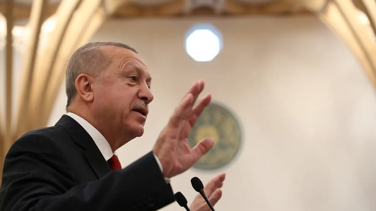 سقوط دوباره لیر ترکیه پس از اظهارات اردوغان درباره اخراج سفرای ۱۰ کشور