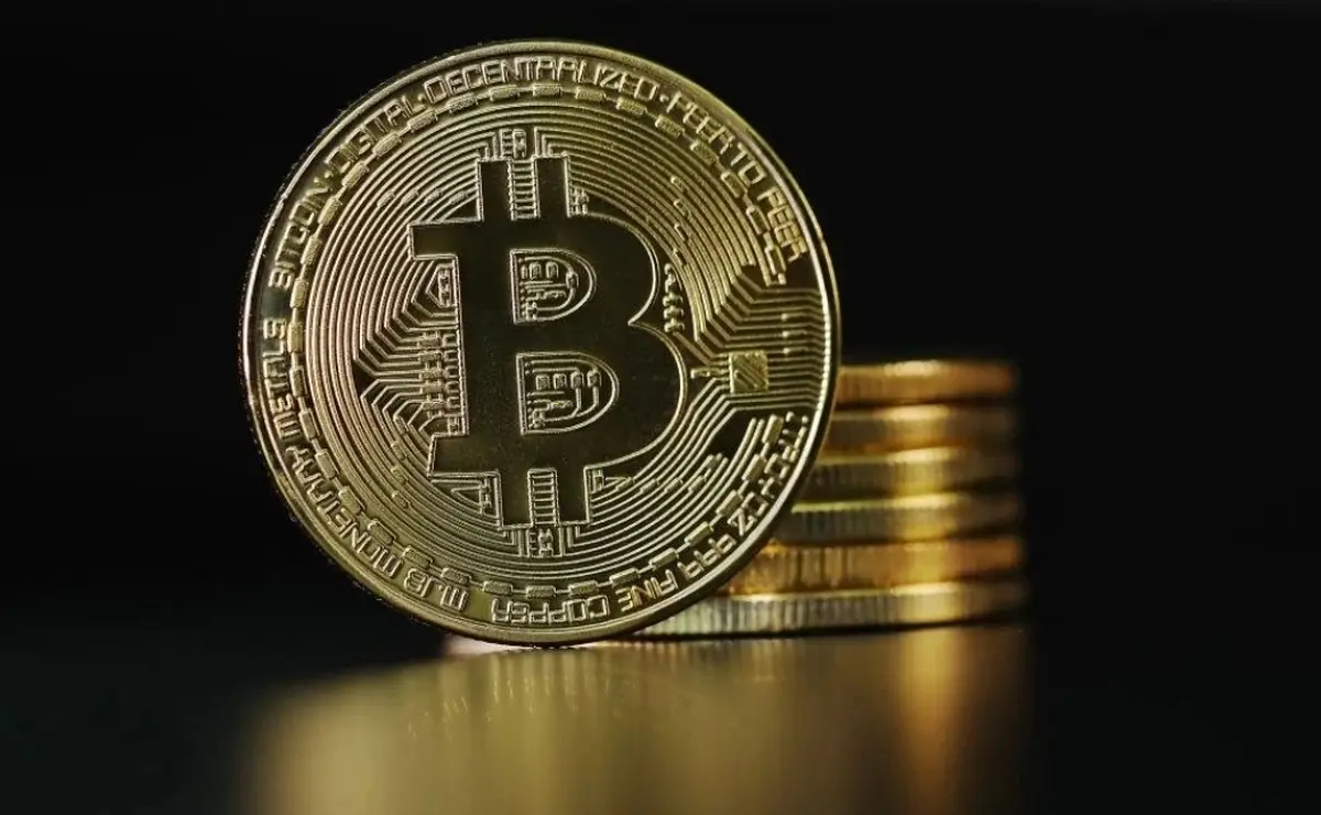 
قیمت بیت کوین امروزجمعه 
