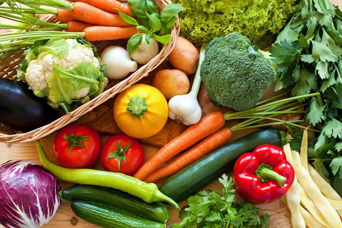 اگه میخوای بدونی کدوم سبزیجات لاغر می‌کنن بخون! | کاهش وزن با خوردن سبزیجات