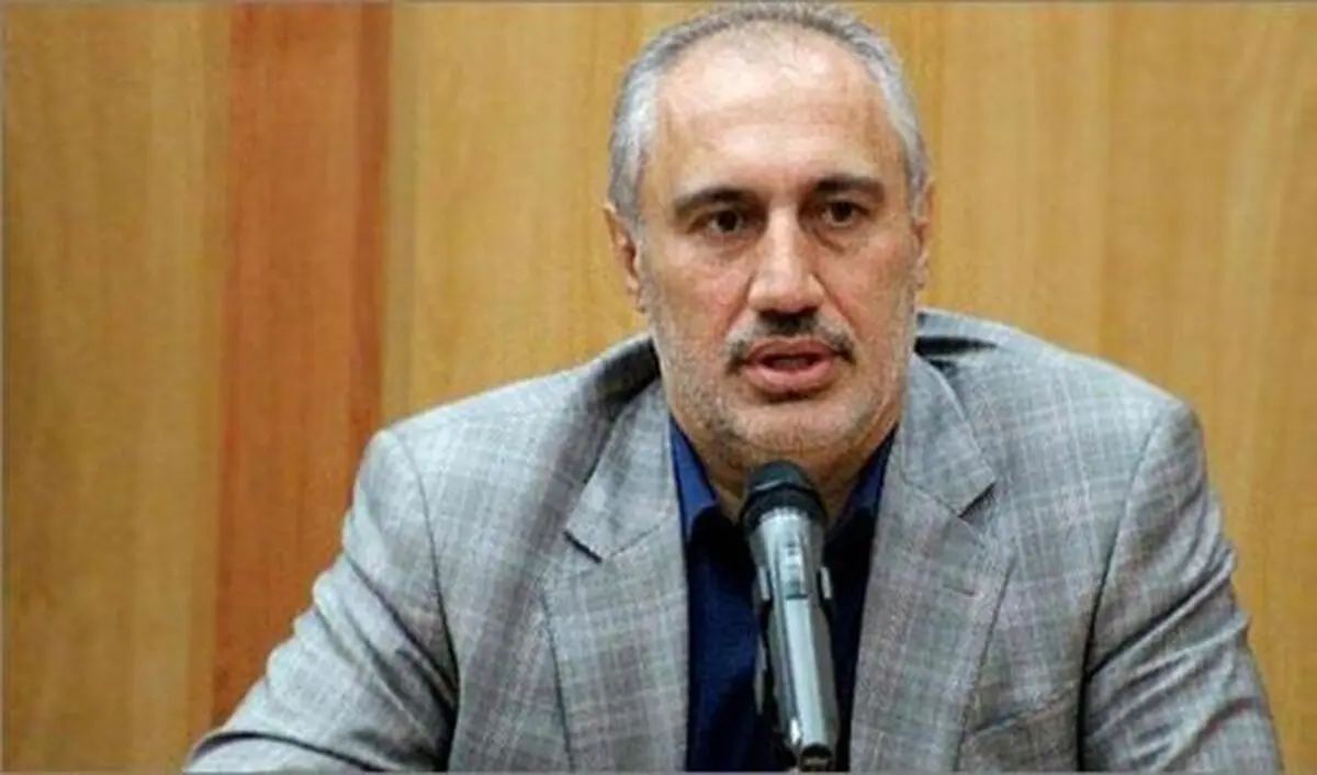 هشدار معاون سازمان برنامه درباره ارز ۴۲۰۰ تومانی |  وقتی بنزین ۲۰ هزار تومانی را ۳ هزار تومان می‌فروشید، چه اتفاقی می‌افتد؟