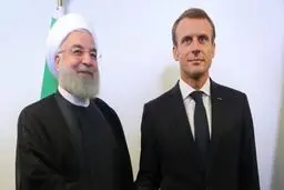 
 روحانی و مکرون باهم تماس برقرارمیکنند
