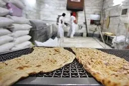 خروج ۱۳۰ نانوایی متخلف از شبکه پخت در پایتخت