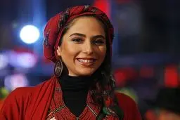 این خانم همان رعنا آزادی ور زیبا است؟ | ماجرای طلاق خانم بازیگر از چه قرار است؟