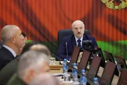 توافق وزرای خارجه اتحادیه اروپا  | تحریم ۲۰ مقام ارشد بلاروس