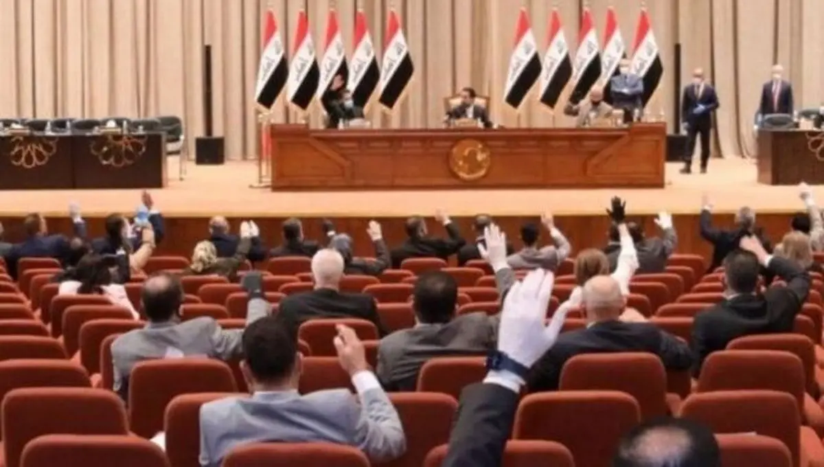 
پارلمان عراق  |  اکثریت آرای نمایندگان به تکمیل قانون انتخابات زودهنگام رای دادند
