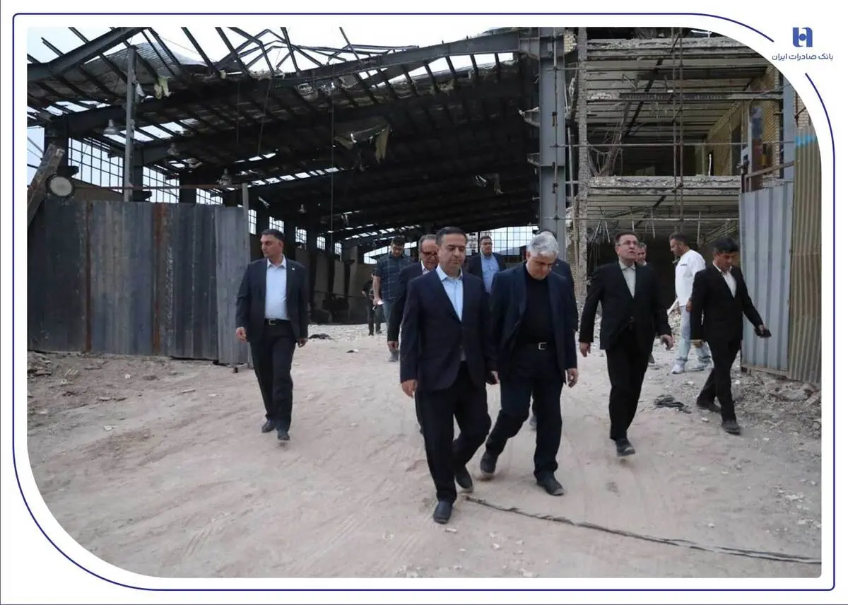 بازدید سرپرست بانک صادرات ایران از کارخانه آسیب‌دیده از جنگ | تأکید بر نقش بانک صادرات ایران در نوسازی اقتصاد پس از جنگ و اشتغال‌زایی پایدار