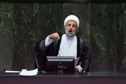  اعتراض نماینده مردم قم در مجلس  نسبت به تخلفات آیین نامه ای قالیباف  در اداره مجلس