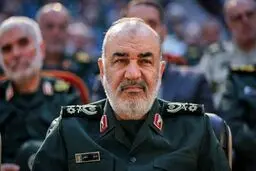 نماینده ولی‌فقیه در سپاه: شایعه تغییر فرمانده کل سپاه دروغ است

