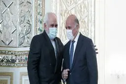 
ظریف  |   اتفاقات اخیر در خاک عراق مشکوک است