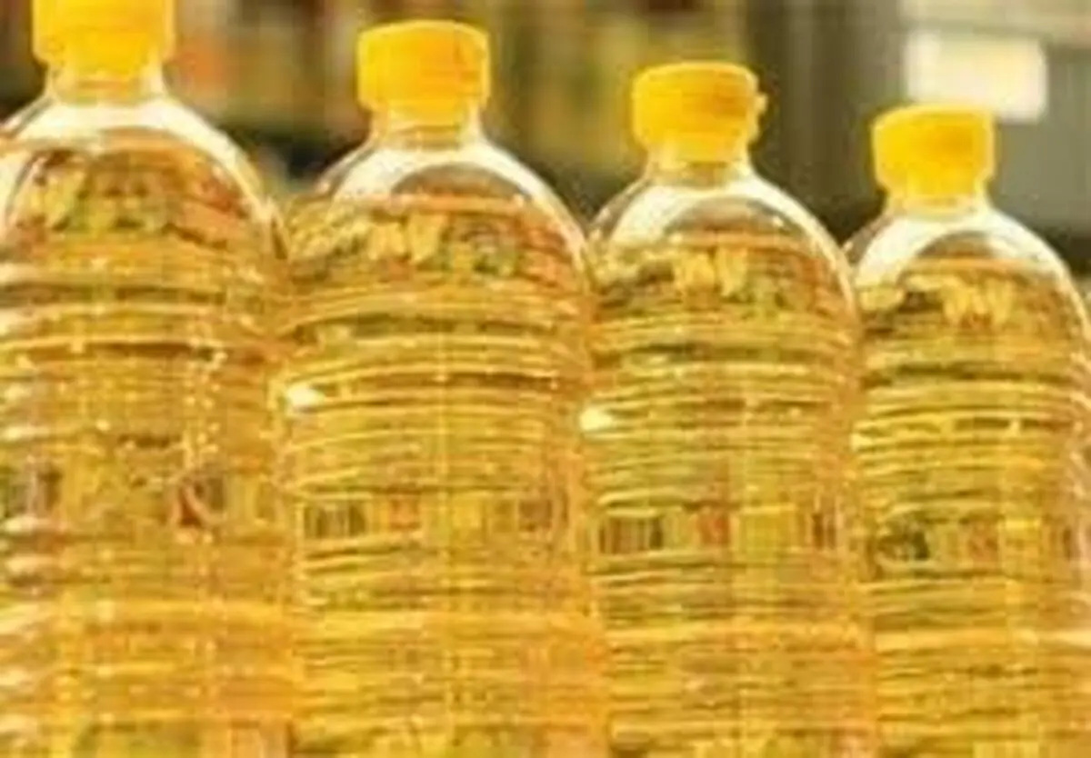 مشکلی از نظر تأمین روغن خوراکی مردم نداریم.
