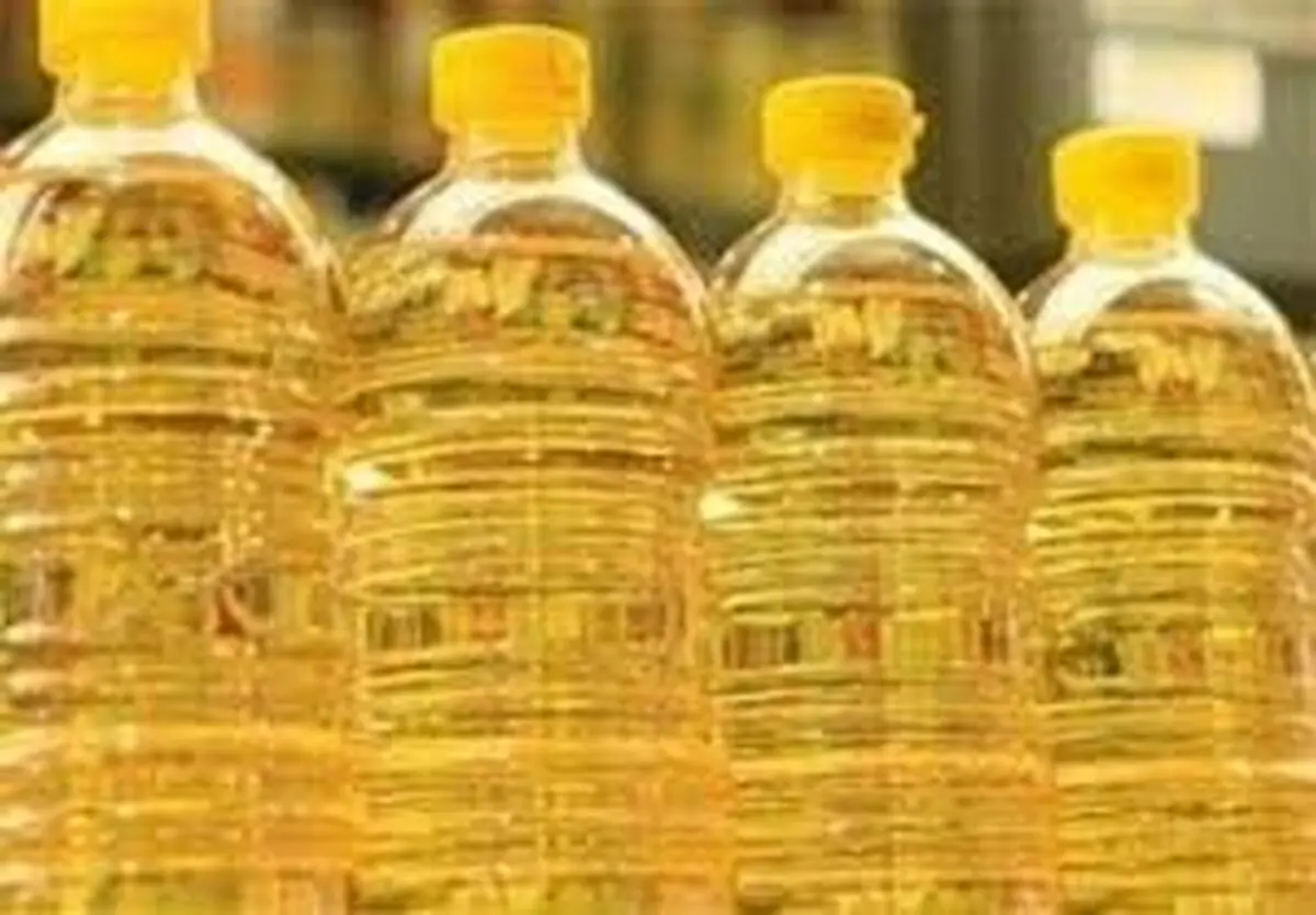 مشکلی از نظر تأمین روغن خوراکی مردم نداریم.
