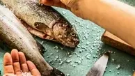 اینبار ماهی رو با این دستور پخت درست کن! | طرز تهیه ماهی نمکی +ویدئو