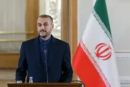  پیام سفرهای چندماه گذشته رییس جمهوری به غرب
