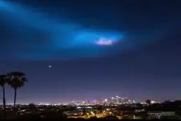 پدیده‌ی حیرت‌انگیزی که زمان پرواز موشک فالکون ۹ دیده می‌شود+ویدئو 