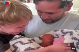 واکنش حیرت انگیز پسربچه با دیدن خواهرش برای اولین بار+ویدئو