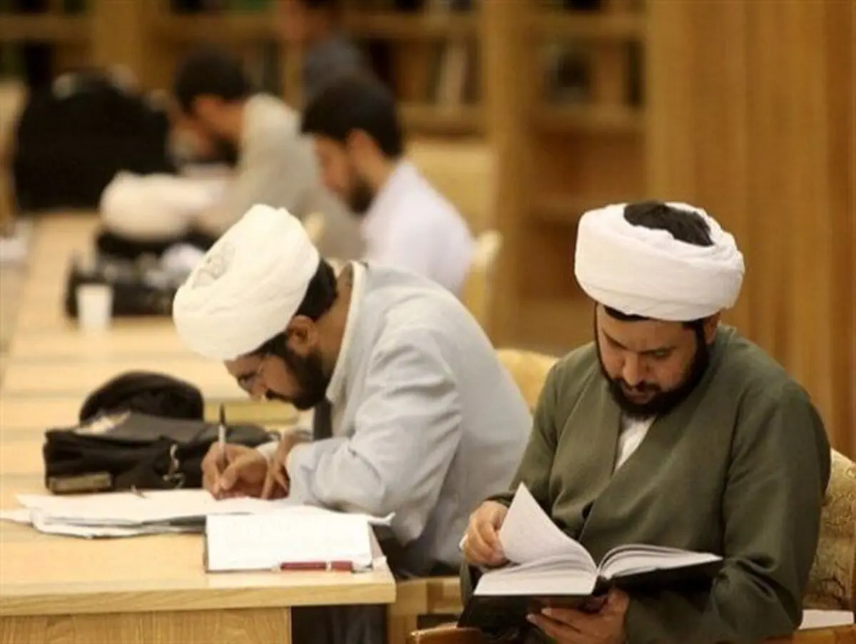پیامک های انتخاباتی ارسال شده به طلاب و روحانیون: « کم کاری معادل صد ها سال عقوبت است!»