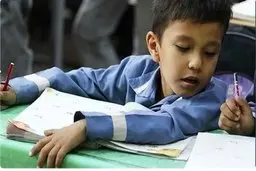 تعطیلی‌های زیاد ۶۰۰ هزار دبستانی را کارنامه قرمز کرد