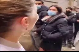 دختری که نانوایی افتتاح کرده بود، مورد حمایت عجیب دوستانش قرار گرفت+ویدئو 