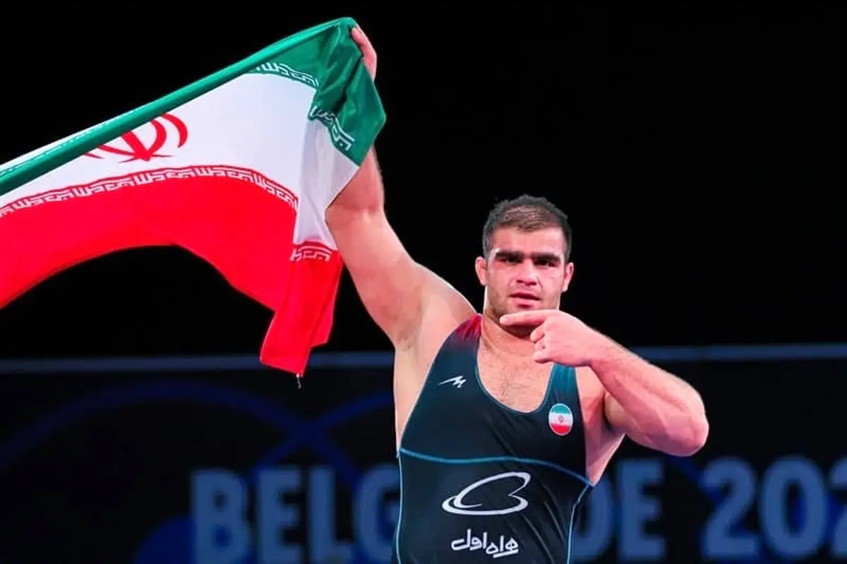 امین میرزاده صاحب طلای جهانی مسابقات کشتی فرنگی شد! + ویدئو