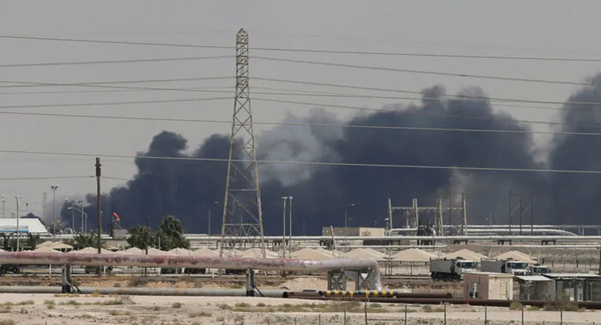 عربستان حمله پهپادی به پالایشگاه نفت ریاض را تأیید کرد