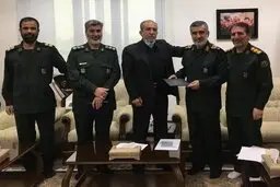 سردار «حاجی زاده» عضو هیئت امنای مرکز فرهنگی دفاع مقدس قزوین شد