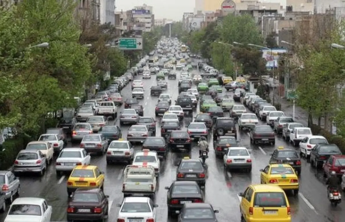 خبر مهم برای مسافران | ترافیک در محورهای چالوس و آزاده راه تهران شمال سنگین است