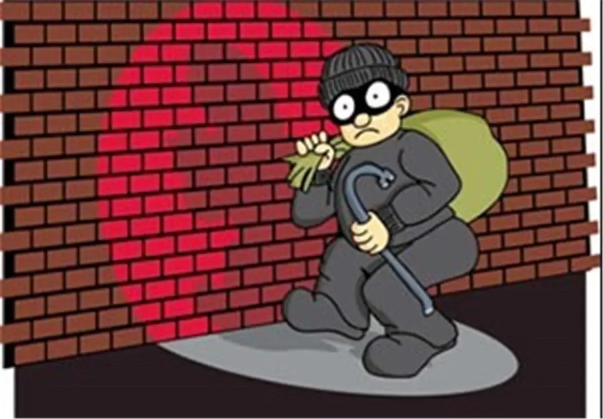 دزدی خونسردانه مرد جوان از یک رستوران | هیچ کس  جلو دزد را نگرفت