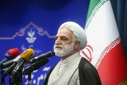 اژه‌ای: برای من و آملی‌لاریجانی احراز نشد که طبری متخلف است/ حق می‌دهم کسی با این حرف قانع نشود