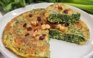 ناهار کوکو پیازچه و تره درست کن، محشر میشه | طرز تهیه ی کوکو پیازچه و تره به روش سرآشپز معروف 