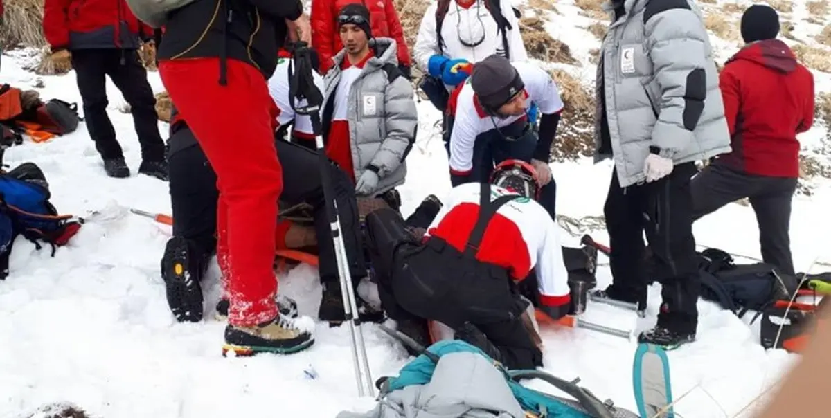 
حادثه   | خاموشی تله کابین توچال ۱۰۰ کوهنورد را گرفتار کرد