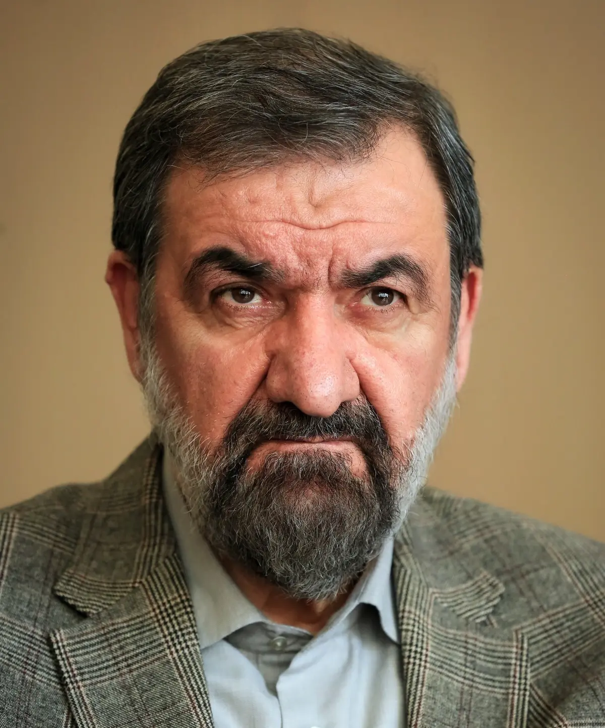 سال آینده زمان گره گشایی از مشکلات مردم خواهد بود/محسن رضایی وعده می‌دهد